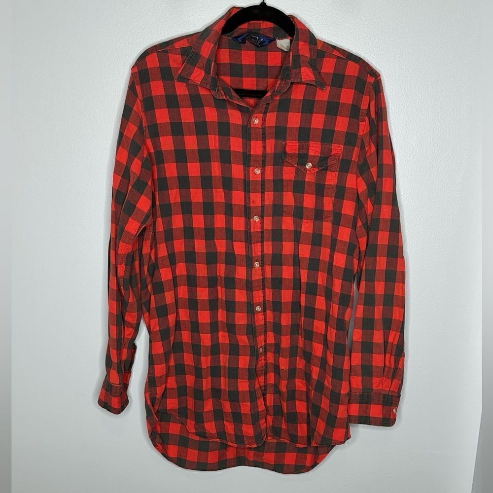 Vintage Woolrich Buffalo Red Plaid long sleeve Button Up shirt  Large